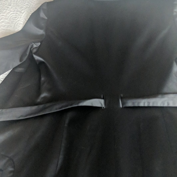 Trench Bryan . Very stylish - Picture 5 of 6